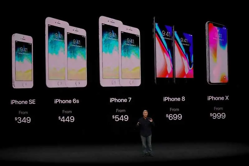 Apple представи супер модела iPhone X 