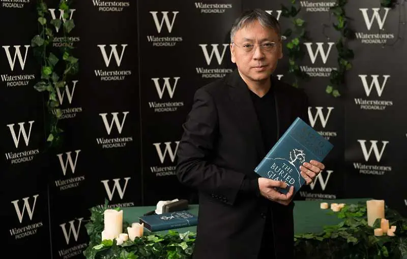 Казуо Ишигуро печели тазгодишната Нобелова награда за литература