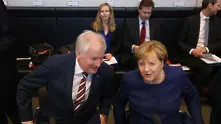 Меркел и ХСС се договориха за ограничаване на мигрантите
