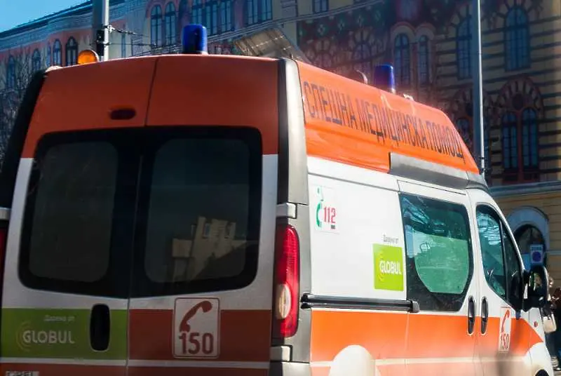 Двама остават в болница след катастрофата на „Тракия”