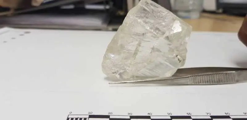Откриха диамант 476 карата в Сиера Леоне
