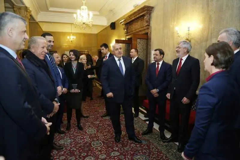 Лидери на седем балкански страни на среща в София