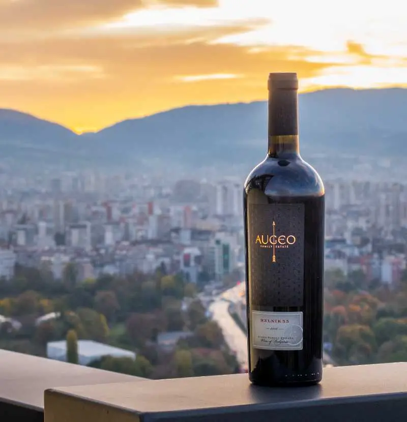 Нов български винен бранд спечели медал от International Wine Challenge 2018