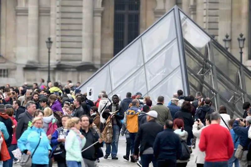10% повече туристи в Лувъра през миналата година