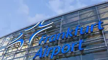 Сняг отмени 170 полета на летището във Франкфурт