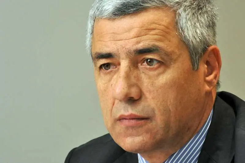 Водещ политик на косовските сърби беше показно разстрелян