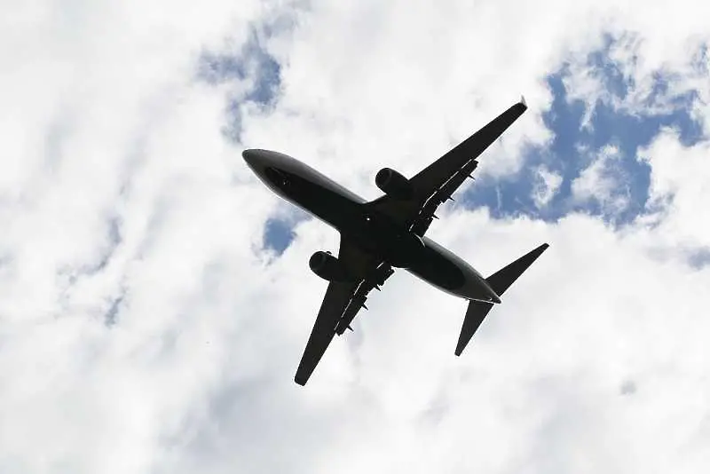 Рекорден брой пътници обслужени от летищата във Варна и Бургас