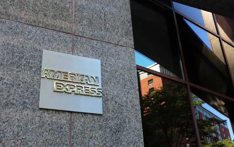 American Express с чутовна загуба заради новия данъчен закон в САЩ