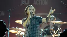 Pearl Jam повеждат кампания срещу свободната продажба на оръжие в САЩ