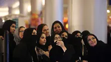 Саудитска Арабия за първи път допуска жени до армията
