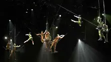 Акробат от „Сирк дьо солей“ почина по време на представление