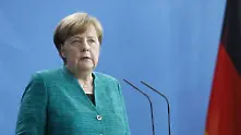 Меркел: Не съм говорила за отлагане на реформите в Еврозоната