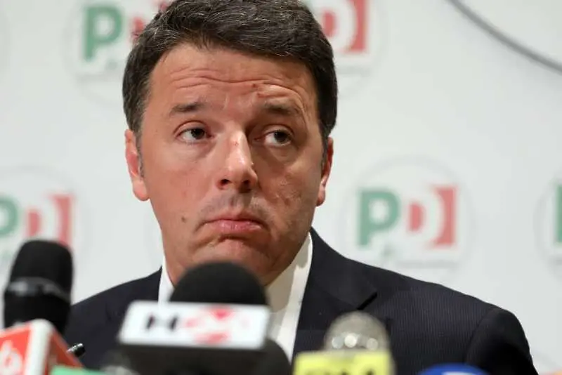 Матео Ренци подаде оставка заради провала на изборите