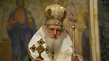 Патриарх Неофит е в стабилно състояние в болница