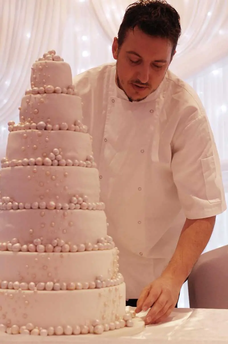 Българин ще прави торта за сватбата на принц Хари и Меган Маркъл