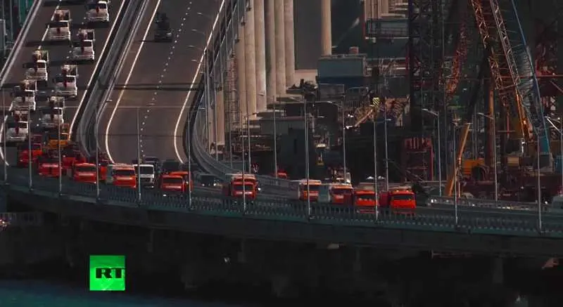 Путин откри огромен мост, свързващ Крим с Русия (видео)
