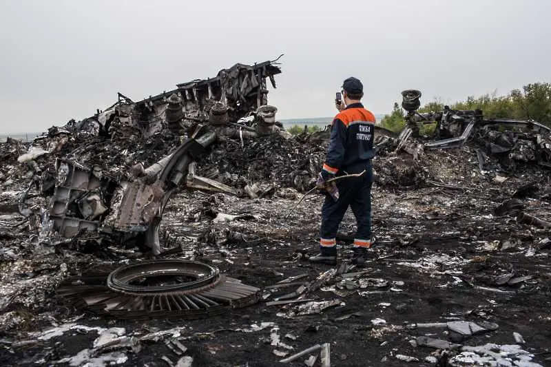 ЕС и НАТО призоваха Русия да поеме отговорността за свалянето на полет МН17 през 2014 г.