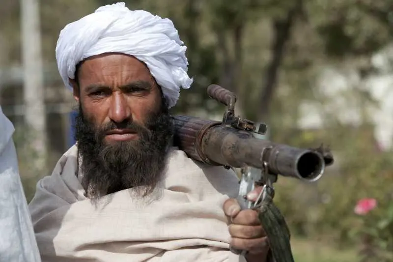 Талибаните с призив „американските нашественици“ да напуснат Афганистан