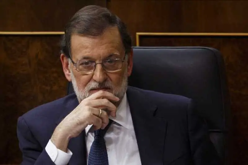 Рахой подава оставка като лидер на испанската Народна партия
