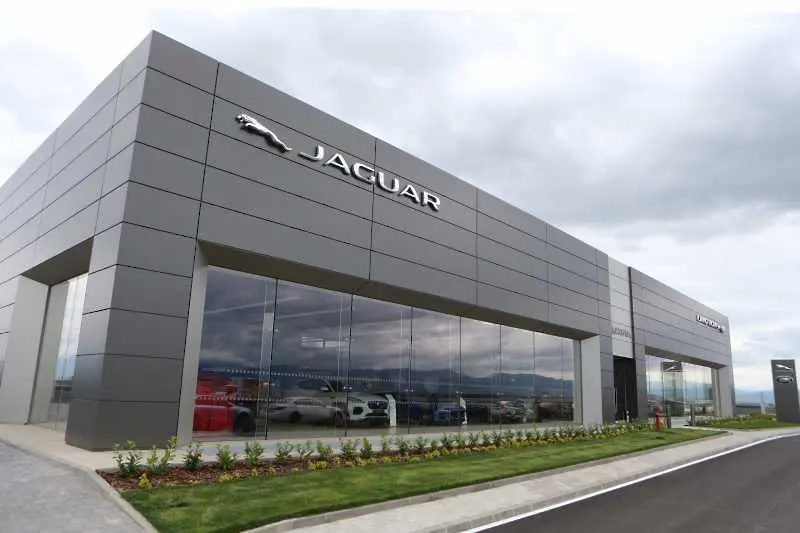 Изключително модерен комплекс на Jaguar и Land Rover откри Мото-Пфое