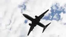 Самолет от Москва за Таджикистан се е върнал аварийно на руското летище заради разхерметизиране