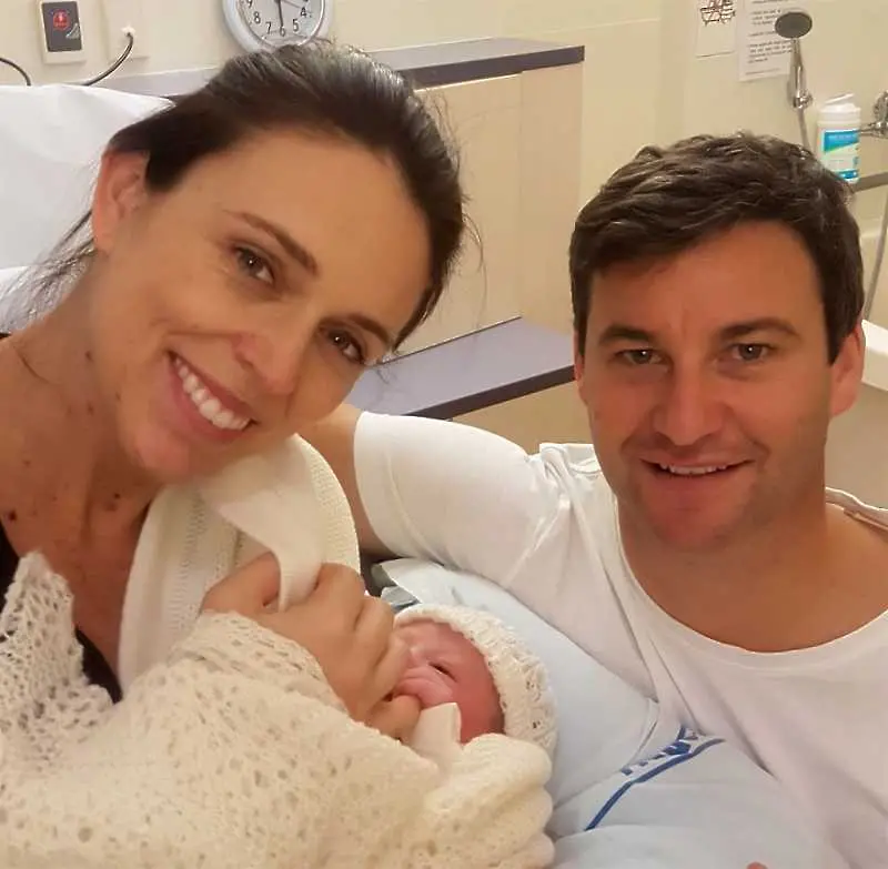 Премиерът на Нова Зеландия Джасинда Ардърн роди момиченце