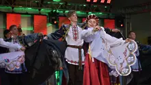 Музиканти и танцьори от цял свят участваха в Златен прах Челопеч 2018 (снимки)