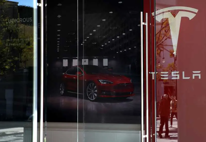 Tesla ще строи завод в Шанхай