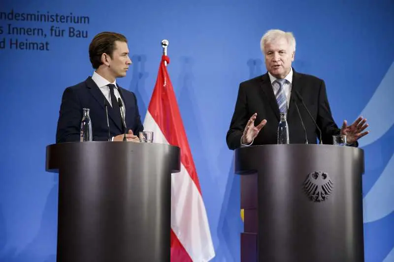 Германия и Австрия преговарят с Гърция и Италия за връщане на част от мигрантите