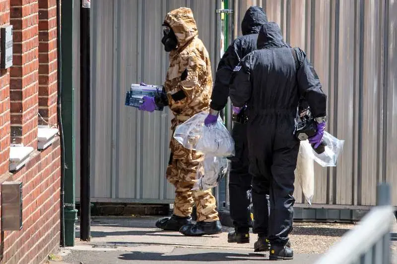 Британската полиция е събрала 400 предмета във връзка с убийството с „Новичок“