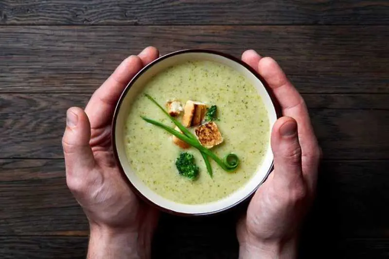 6 мита, които витаят около супата: трябва ли детето да я яде