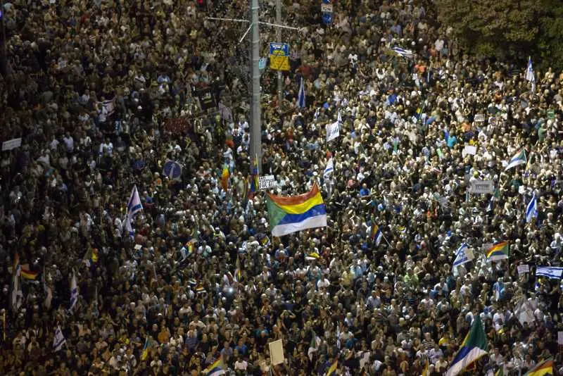 Хиляди души излязоха на протест в Тел Авив срещу закона за националната държава 