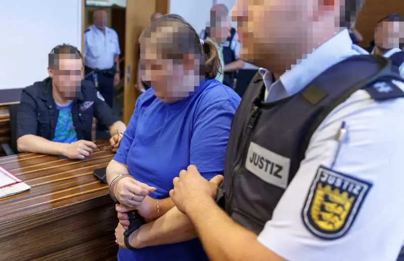 Шокиращ случай с родители сводници потресе Германия 