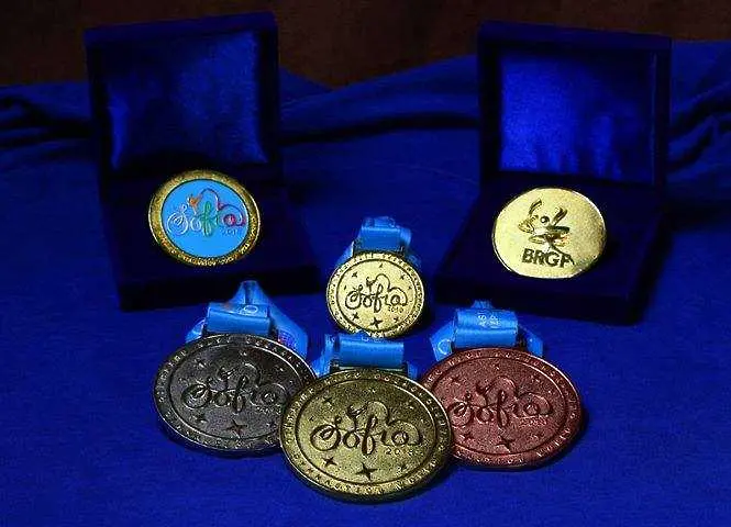300 килограма медали от благороден метал за Световното по художествена гимнастика