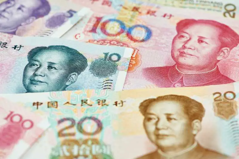 Китай вдига ограниченията за покупка на акции от чужденци