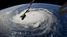 Ураганът Флорънс засилва мощта си, 3 щата обявиха извънредно положение