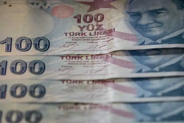 Турската централна банка повиши рязко основната си лихва на 24%