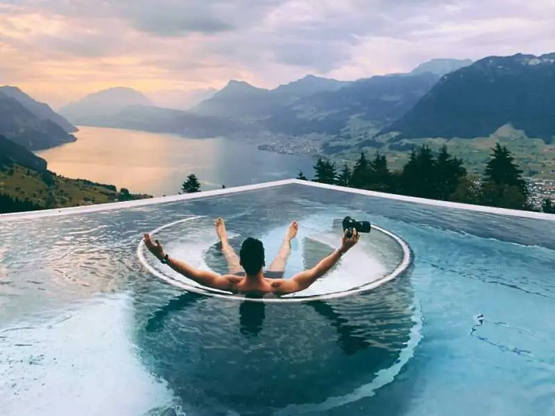 Случаят с швейцарския хотел и Instagram