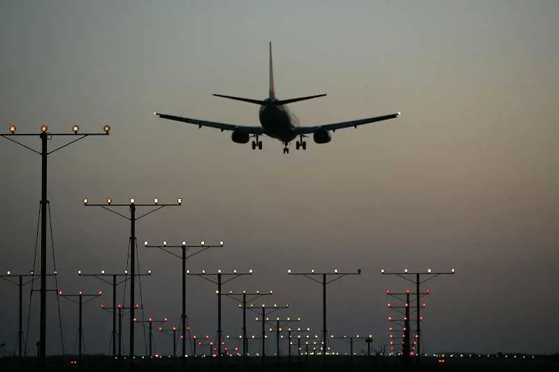 30 пътници пострадаха заради изключена система за херматизация в самолет