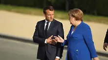 Френският президент Еманюел Макрон посрещна германския канцлер Ангела Меркел в двореца Фаро в Марсилия