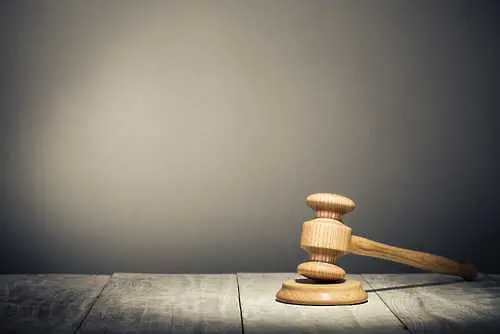 Съдът постанови: Складовете в Карнобат отварят до 24 часа