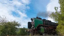 Атракционно пътуване с парен локомотив бележи 130-ия юбилей на БДЖ
