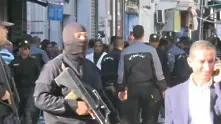Жена камикадзе се взриви в центъра на Тунис, 9 души са ранени