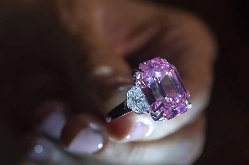 “Кристис” продаде диамант за 50 милиона евро