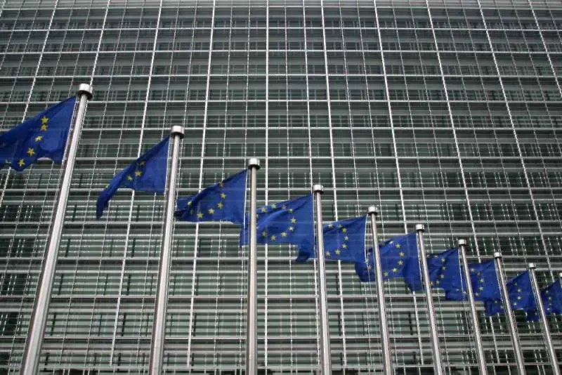Еврокомисията готова да прекрати наблюдението над България от догодина