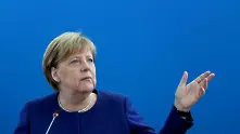 Меркел подкрепи призива на Макрон за създаване на европейска армия