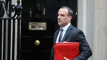 След сделката за Брекзит в Лондон заваляха оставки, министри напускат един след друг