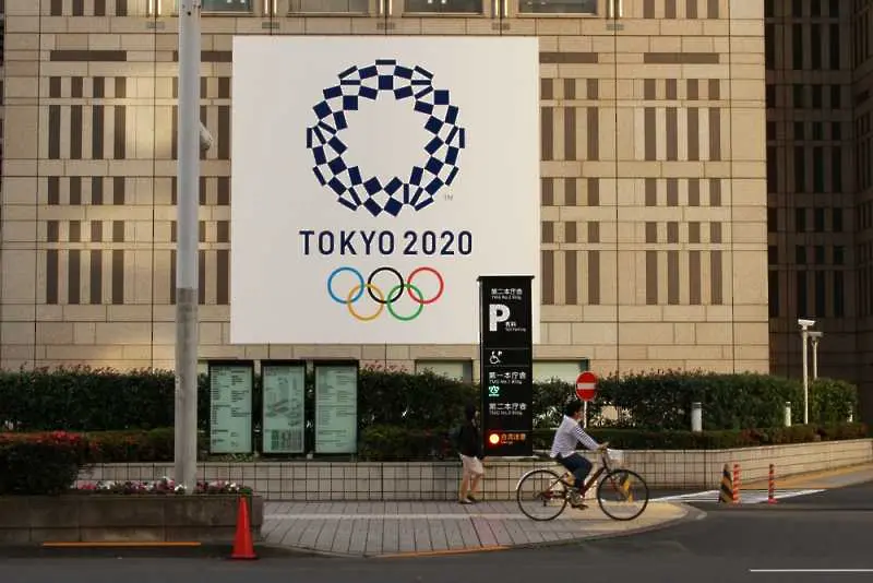 Токио включи мартеници сред сувенирите за Олимпиадата през 2020 г.
