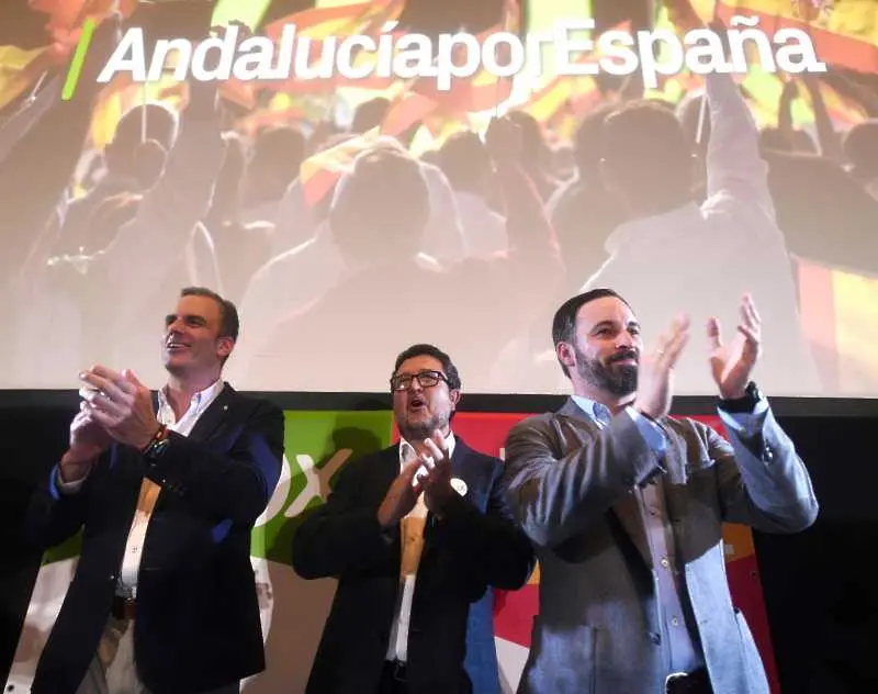 За първи път от възстановяването на демокрацията в Испания крайнодясна партия влиза във властта