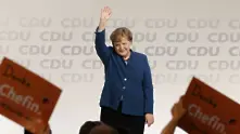 Меркел се сбогува през сълзи с ХДС